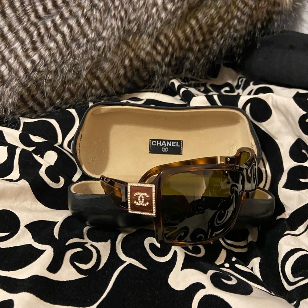 Chanel sunglasses